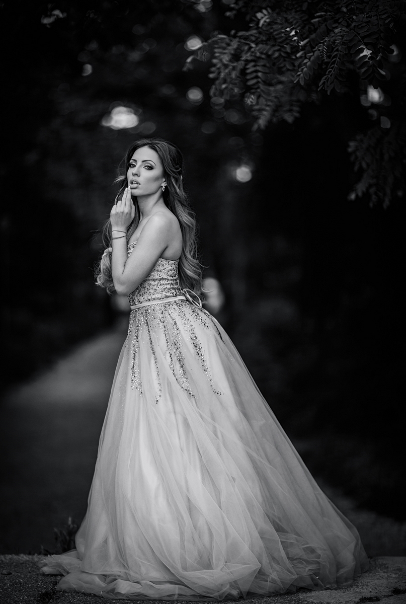 044 Nikol session